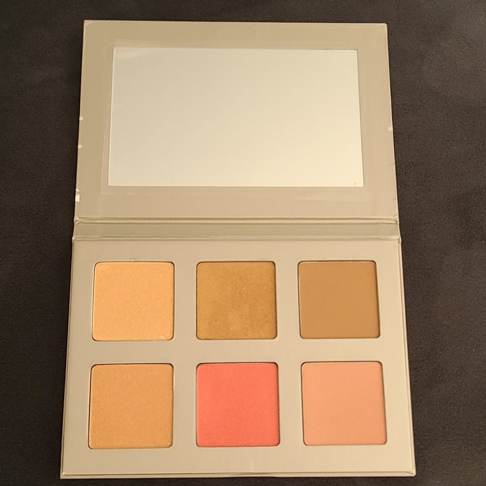 Iconic London Blaze Chaser Face Palette